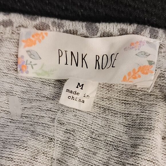 Pink Rose Gray Leopard Print Cropped Tee With Faux Buttons Size Medium - Picture 5 of 7